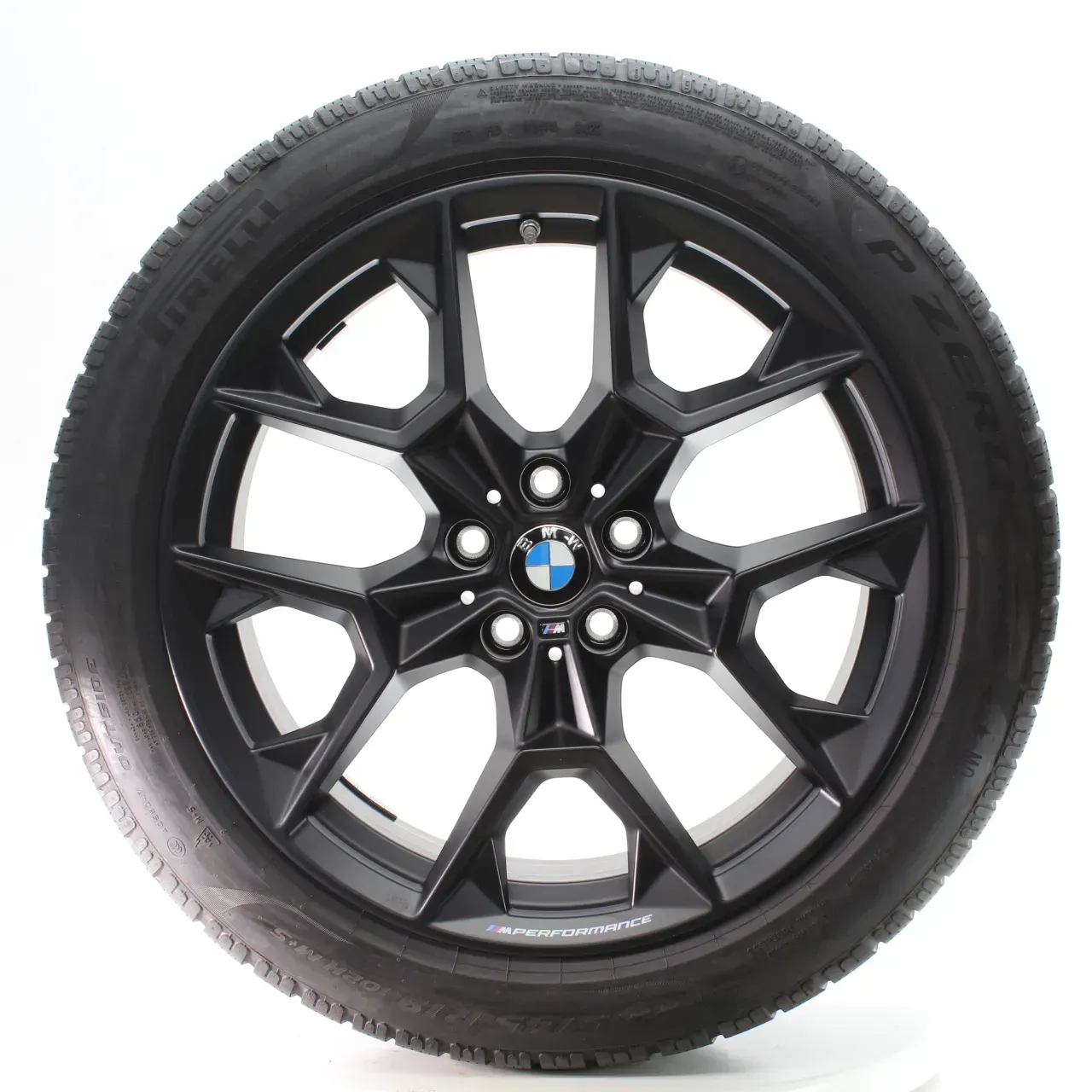 BMW 5er i5 G60 G61 Winterräder M Y-Speiche 942 245/45R19 102H DOT23 5A324F4 - Bild 1