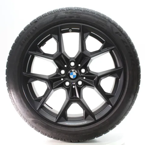 Background image for BMW 5er i5 G60 G61 Winterräder M Y-Speiche 942 245/45R19 102H DOT23 5A324F4
