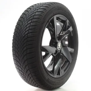 Skoda Octavia IV NX Winterräder Lyra Schwarz Bridgestone 205/55R17 5E3601025AE - Bild 6