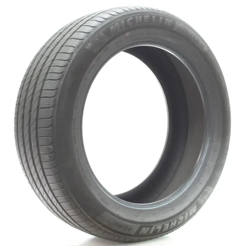 Background image for Sommerreifen Michelin Primacy 4 GOE XL SUV Acoustic 235/55 R19 105W DOT24 DEMO