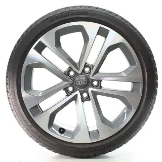 Audi A3 S3 8Y GY Winterräder Bridgestone 225/40R18 92V DOT24 8Y0601025CE - Bild 1