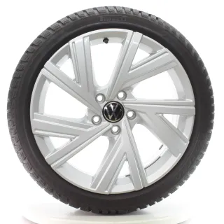 VW Golf 8 VIII GTD GTI R Winterräder Bergamo Pirelli 225/40R18 DOT25 5H0601025AB - Bild 1