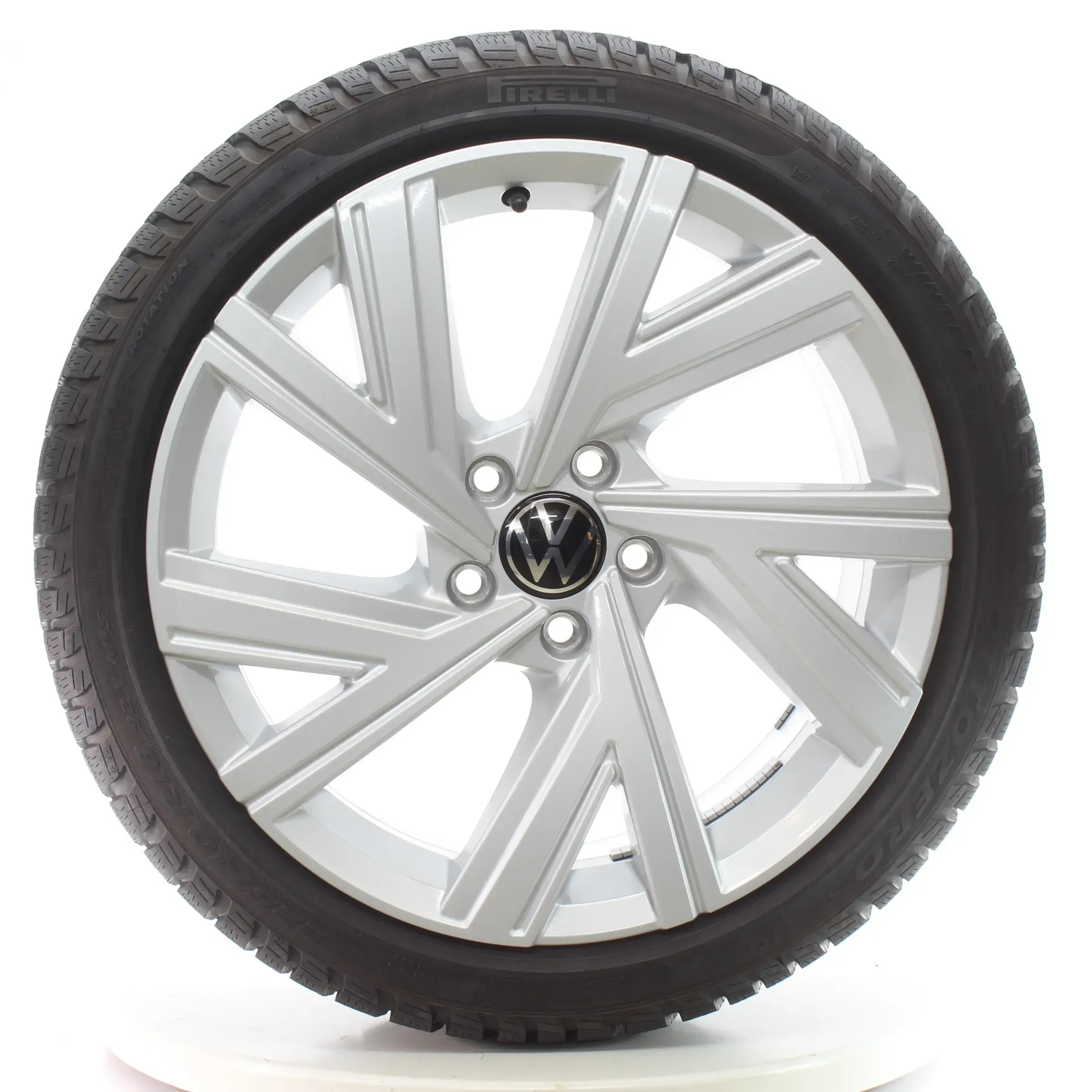 VW Golf 8 VIII GTD GTI R Winterräder Bergamo Pirelli 225/40R18 DOT25 5H0601025AB - Bild 1