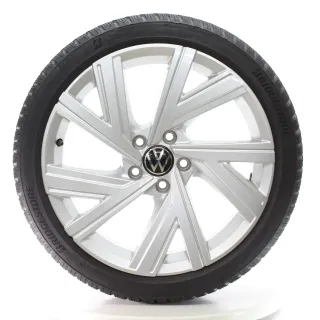 VW Golf 8 VIII GTI R Winterräder Bergamo Bridgestone 225/40R18 DOT24 5H0601025AB - Bild 3