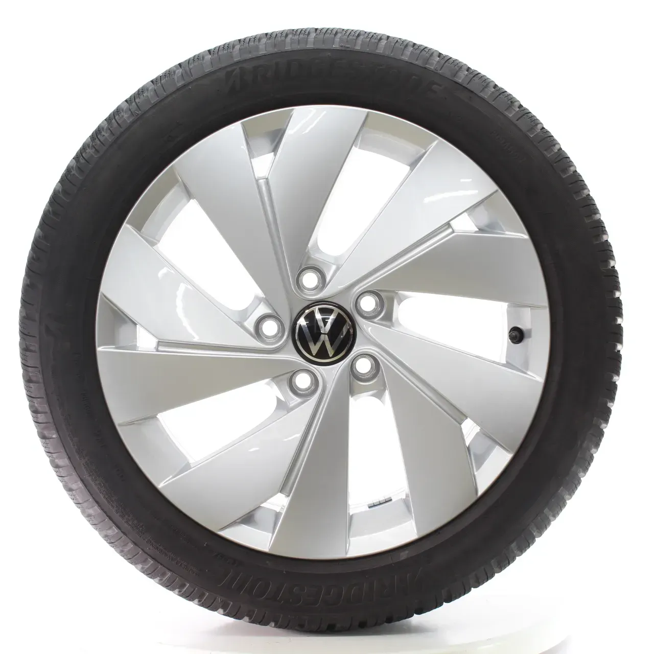 VW Golf 8 VIII CD1 Winterräder Belmont Bridgestone 205/50R17 93H 5H0601025B - Bild 1