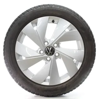 VW Golf 8 VIII CD1 CG5 Winterräder Belmont Pirelli 205/50R17 DOT25 5H0601025B - Bild 3