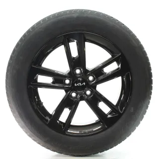 KIA EV4 Winterräder Amsa 5-Doppelspeichen Schwarz 215/60R17 DOT25 SZ400ADE07 - Bild 1