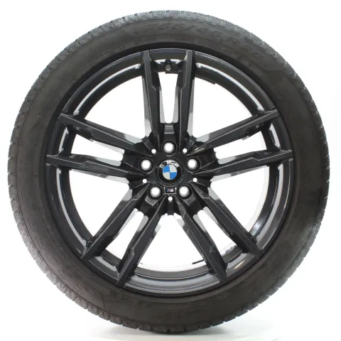 Background image for BMW X3M F97 X4M F98 Winterräder M Doppelspeiche 764 255/45R20 DOT25 8059723-4