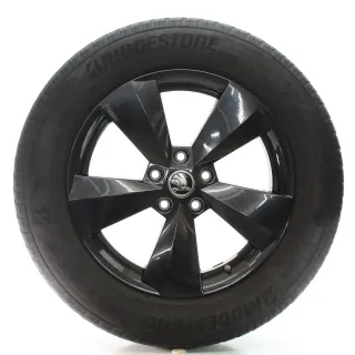 Skoda Kodiaq NS6 Winterräder 5-Arm-Rotor Bridgestone 215/65R17 DOT23 565601025AA - Bild 3