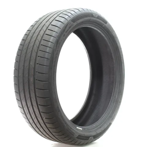 Background image for Sommerreifen Bridgestone Turanza 6 Enliten + XL 215/45 R20 95H DEMO 1Stk