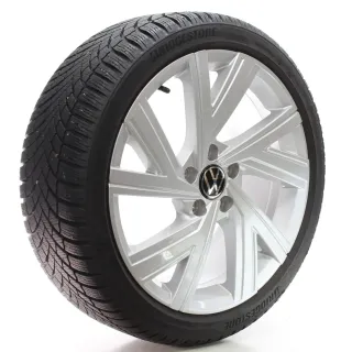 VW Golf 8 VIII CD1 Winterräder Bergamo Bridgestone 225/40R18 DOT25 5H0601025AB - Bild 6