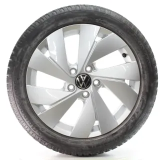 VW Golf 8 VIII CD1 Winterräder Belmont Bridgestone 205/50R17 DOT25 5H0601025B - Bild 3