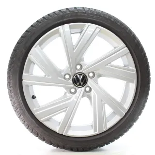 VW Golf 8 VIII CD GTI R Winterräder Bergamo Pirelli 225/40R18 DOT25 5H0601025AB - Bild 4