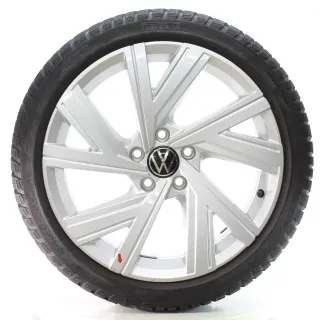 VW Golf 8 VIII GTD GTI R Winterräder Bergamo Pirelli 225/40R18 DOT25 5H0601025AB - Bild 2