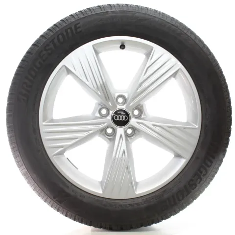 Background image for Audi Q4 Sportback F4N Winterräder 5-Arm Bridgestone 235/55-255/50R19 89A601025B