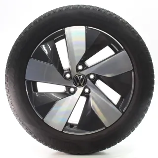 VW Passat B9 Variant CJ5 Winterräder Bologna Pirelli 215/55R17 DOT25 3J0601025B - Bild 4