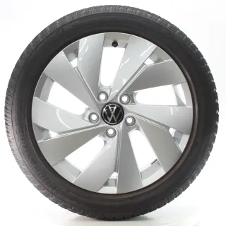 VW Golf 8 VIII GTI Winterräder Belmont Bridgestone 205/50R17 DOT25 5H0601025B - Bild 3