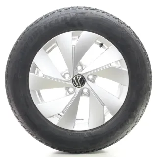 VW Passat B9 Variant CJ5 Winterräder Belmont Goodyear 215/60R16 DOT24 3J0601025 - Bild 2