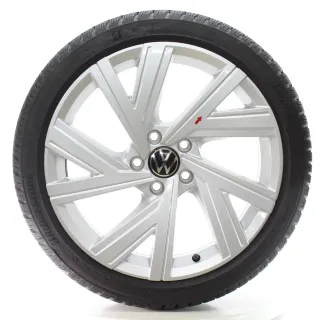 VW Golf 8 VIII CD1 Winterräder Bergamo Bridgestone 225/40R18 DOT25 5H0601025AB - Bild 3