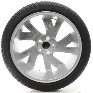 VW Golf 8 VIII CD1 Winterräder Bergamo Pirelli 225/40R18 92V DOT25 5H0601025AB - Bild 5