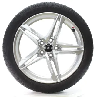 Audi A4 S4 8W Winterräder Sterndesign Goodyear 245/40R18 97V DOT23 8W0601025 - Bild 2