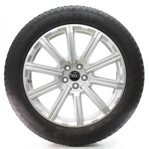Background image for Audi Q7 SQ7 4M Winterräder 10-Speichen Goodyear 285/45R20 112V 4M0601025AE