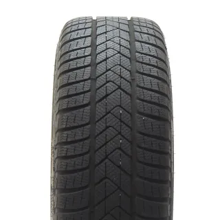 VW Golf 8 VIII GTD GTI R Winterräder Bergamo Pirelli 225/40R18 DOT25 5H0601025AB - Bild 7