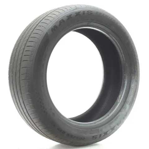 Background image for Sommerreifen Maxxis Premitra HP6 * XL 205/55R17 95Y DOT25 ETP00319300