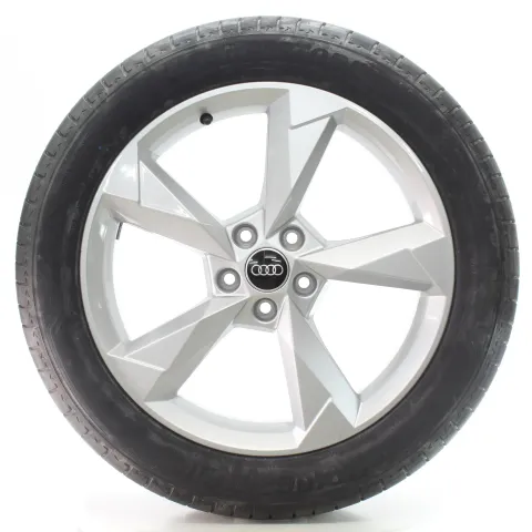 Background image for Audi Q3 F3N Sommerräder 5-Arm-Dynamic-Design Bridgestone 235/50R19 83A601025N