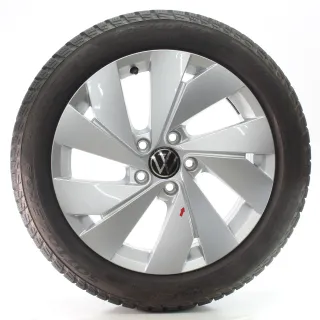 VW Golf 8 VIII GTI Winterräder Belmont Pirelli 205/50R17 93H DOT25 5H0601025B - Bild 3