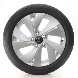 VW Golf 8 VIII GTI Winterräder Belmont Pirelli 205/50R17 93H DOT25 5H0601025B - Bild 1