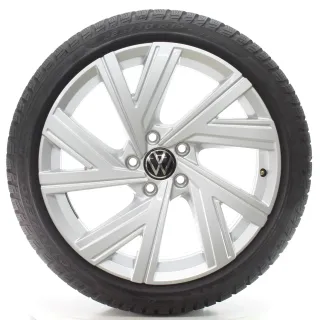VW Golf 8 VIII GTD GTI R Winterräder Bergamo Pirelli 225/40R18 DOT25 5H0601025AB - Bild 3