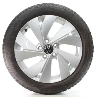VW Golf 8 VIII CD1 CG5 Winterräder Belmont Pirelli 205/50R17 DOT25 5H0601025B - Bild 4