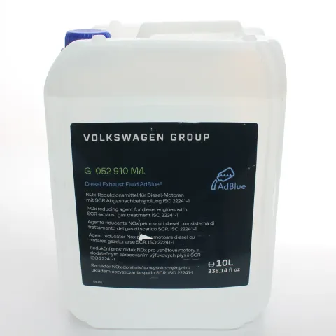 Background image for Original VW Adblue Harnstofflösung 10L mit Einfüllschlauch G052910M4 NEU 4,45€/L