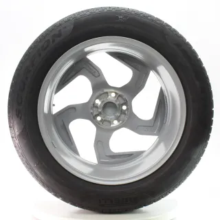 Skoda Elroq Enyaq IV 5A Winterrad Borbet Silber Pirelli 255/50R19 DOT23 KBA54050 - Bild 2