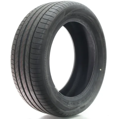 Background image for Sommerreifen Bridgestone Turanza 6 * XL MO 225/55 R18 102Y DOT25 DEMO 1Stk