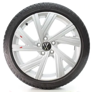 VW Golf 8 VIII GTD GTI R Winterräder Bergamo Pirelli 225/40R18 DOT25 5H0601025AB - Bild 3