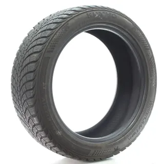Winterreifen Kumho WinterCraft WP71 215/45R17 91V XL DOT25 2183373 - Bild 1