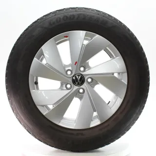 VW Tiguan CT1 Winterräder Belmont Goodyear 215/65R17 99H DOT25 571601025 - Bild 3