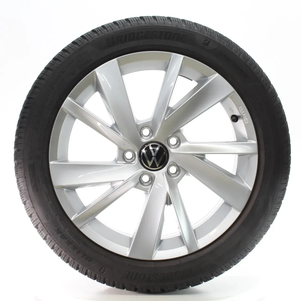 VW Golf 8 VIII CD1 CG5 Winterräder Gavia Bridgestone 205/50R17 DOT25 5H0071497 - Bild 1