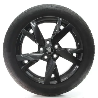 Skoda Octavia IV NX Winterräder Lyra Continental 205/55R17 DOT24 5E3601025AE - Bild 2