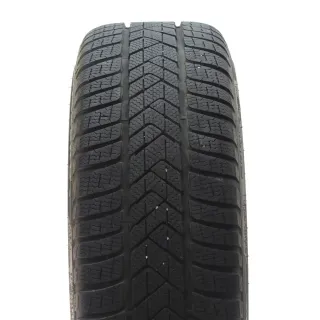 VW Golf 8 VIII CD GTI R Winterräder Bergamo Pirelli 225/40R18 DOT25 5H0601025AB - Bild 7