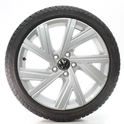 Background image for VW Golf 8 VIII GTI GTD R Winterräder Bergamo Pirelli 225/40R18 DOT25 5H0601025AB