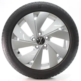 VW Golf 8 VIII GTI Winterräder Belmont Bridgestone 205/50R17 DOT25 5H0601025B - Bild 4