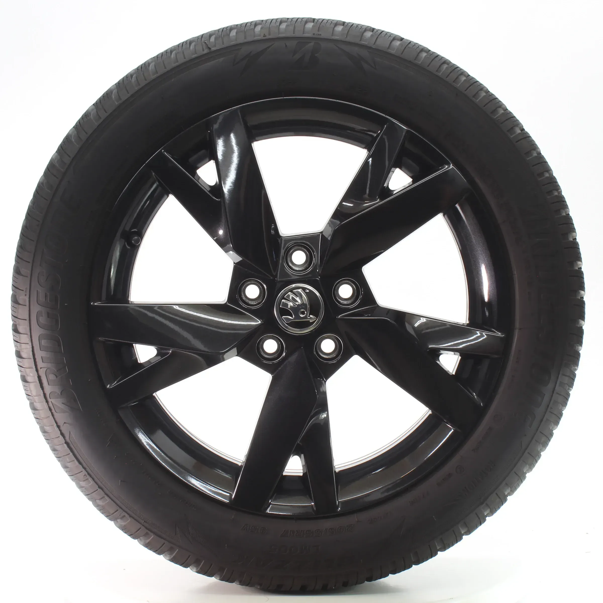 Skoda Octavia IV NX Winterräder Lyra Schwarz Bridgestone 205/55R17 5E3601025AE - Bild 1