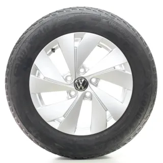 VW Passat B9 Variant CJ5 Winterräder Belmont Goodyear 215/60R16 DOT24 3J0601025 - Bild 1
