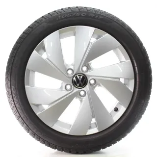 VW Golf 8 VIII CD1 Winterräder Belmont Pirelli 205/50R17 93H DOT25 5H0601025B - Bild 3