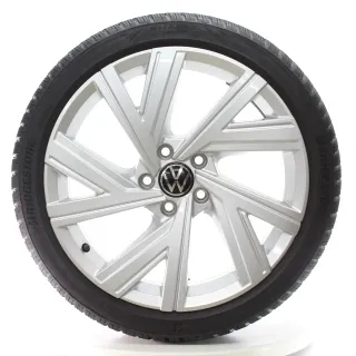 VW Golf 8 VIII GTI R Winterräder Bergamo Bridgestone 225/40R18 DOT24 5H0601025AB - Bild 2