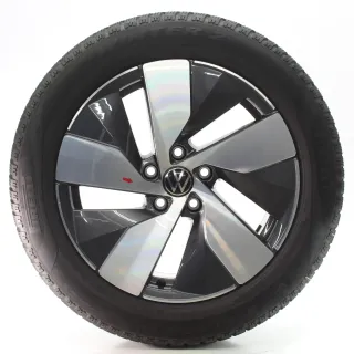 VW Passat B9 Variant CJ5 Winterräder Bologna Pirelli 215/55R17 DOT25 3J0601025B - Bild 3