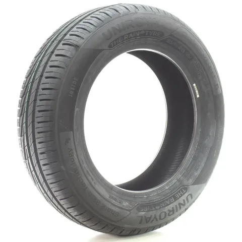 Background image for Sommerreifen Uniroyal RainExpert 5 185/65 R15 88H DOT26 NEU 4024068004592